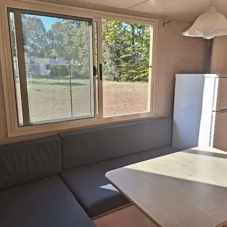 Chalet Mit Ueberdachter Veranda