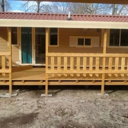 Chalet Mit Ueberdachter Veranda Apartment Viareggio